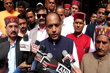 सीएम ने कहा कि ग्लोबल इन्वेस्टर मीट के तहत 75000 करोड़ के MoU साइन हो चुके हैं.