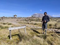 हाफ ह्यूमन रोबो कहलाने वाले इस माउंटेनियर ने किया किलीमंजारो फतह, दिया ये संदेश