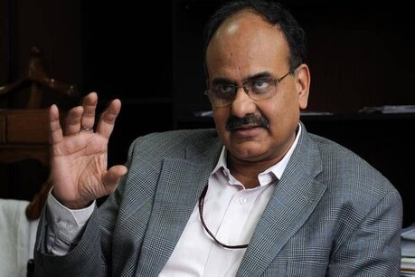 रेवेन्यू सेक्रेटरी अजय भूषण पांडे ने कहा-आर्थिक सुस्ती के लिए नहीं है GST जिम्मेदार, नई व्यवस्था से आई ग्रोथ में तेजी रेवेन्यू सेक्रेटरी अजय भूषण पांडे ने कहा-आर्थिक सुस्ती के लिए नहीं है GST जिम्मेदार, नई व्यवस्था से आई ग्रोथ में तेजी