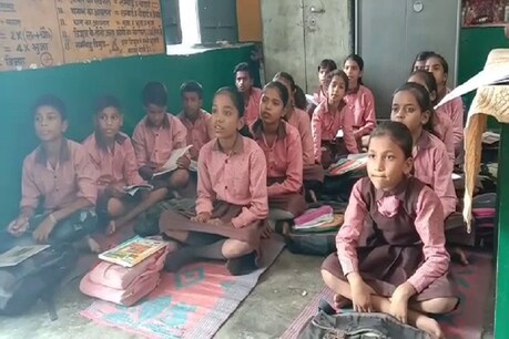 उत्तर प्रदेश के उन्नाव में बेसिक शिक्षा विभाग के प्राथमिक व जूनियर स्कूलों में कंपोजिट ग्रांट में अधिकारियों ने जमकर बंदरबांट किया है. (सांकेतिक तस्वीर)