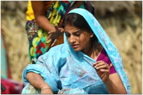 Chhath Puja 2019: वीडियो में रोती नजर आईं अक्षरा सिंह, गाना वायरल Chhath Puja 2019: वीडियो में रोती नजर आईं अक्षरा सिंह, गाना वायरल