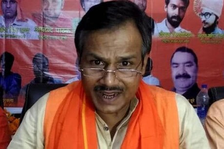 कमलेश तिवारी हत्याकांड: गुजरात से गिरफ्तार तीन आरोपी उगलेंगे राज, आज लाए जाएंगे लखनऊ कमलेश तिवारी हत्याकांड: गुजरात से गिरफ्तार तीन आरोपी उगलेंगे राज, आज लाए जाएंगे लखनऊ