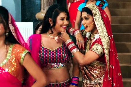 Top ट्रेंड कर रहा है रिंकू का ये भोजपुरी गाना, 'आज करवा चौथ है..'- Video Top ट्रेंड कर रहा है रिंकू का ये भोजपुरी गाना, 'आज करवा चौथ है..'- Video