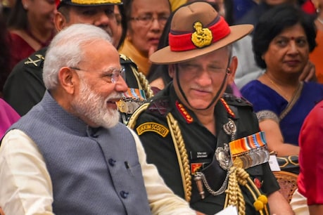 Opinion: पीएम मोदी के सही फैसले से कैसे उखड़ रहे हैं आतंकवादियों के पांव Opinion: पीएम मोदी के सही फैसले से कैसे उखड़ रहे हैं आतंकवादियों के पांव