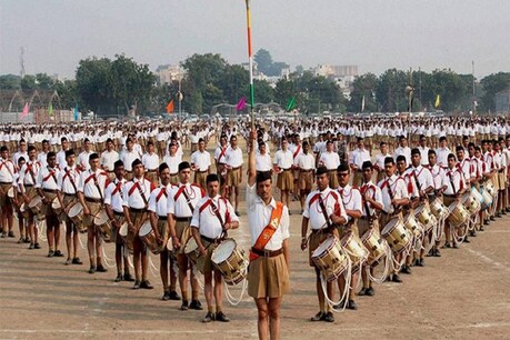 RSS को कांग्रेस के मंत्री ने बताया अंग्रेजों का मुखबिर, BJP ने कहा मानसिक संतुलन ठीक नहीं RSS को कांग्रेस के मंत्री ने बताया अंग्रेजों का मुखबिर, BJP ने कहा मानसिक संतुलन ठीक नहीं