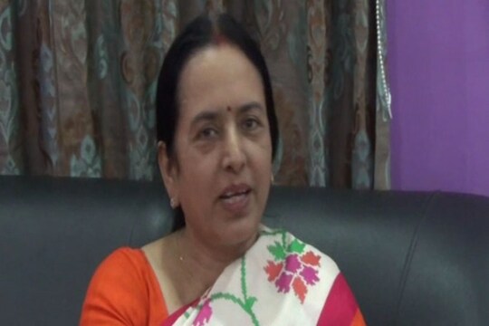 पूर्व आईएएस सुचित्रा सिन्हा ने हाल में ही रांची में बीजेपी का दामन थामा. 