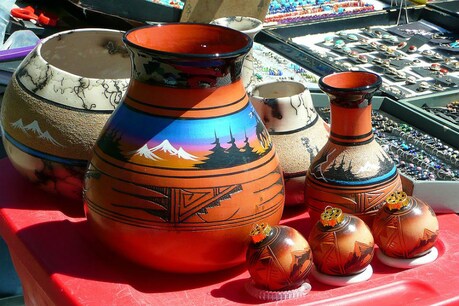 Diwali Shopping: घर की सजावट के लिए दिल्ली की इस बाजार से करें शॉपिंग Diwali Shopping: घर की सजावट के लिए दिल्ली की इस बाजार से करें शॉपिंग