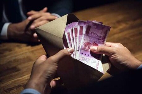 हिमाचल में पूर्व विधायकों ने लाखों का कर्ज लिया है. (सांकेतिक तस्वीर.)
