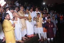 कार्तिक पूर्णिमा पर सीएम भूपेश बघेल ने महादेव घाट में लगाई डुबकी, देखें PHOTOS