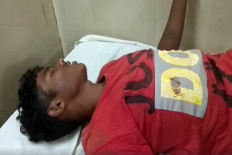सड़क निर्माण के दौरान IED ब्लास्ट, दो मजदूर घायल, इलाज जारी सड़क निर्माण के दौरान IED ब्लास्ट, दो मजदूर घायल, इलाज जारी