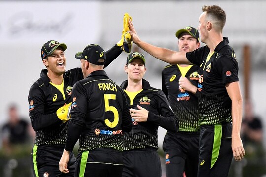 तीसरे टी20 मैच में ऑस्ट्रेलिया ने पाकिस्तान को 10 विकेट से हराया