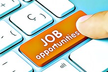 Job Alert: मेडिकल टेक्नोलॉजिस्ट के पदों पर निकली वैकेंसी, जानें डिटेल