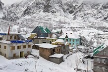 PHOTOS: हिमाचल के रोहतांग में 5 फुट, जलोड़ी दर्रे और कोकसर में ढाई फीट बर्फबारी