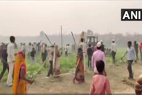 कॉलेज में छात्रा से रैगिंग (प्रतीकात्मक पोटो)