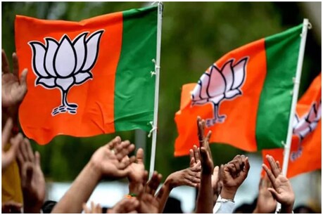 नगरीय निकाय चुनाव: बीजेपी ने काटे पार्षदों के टिकट, बगावत के संकेत नगरीय निकाय चुनाव: बीजेपी ने काटे पार्षदों के टिकट, बगावत के संकेत