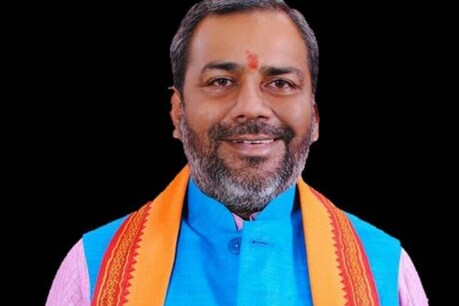प्रदूषण से निपटने के लिए यूपी के मंत्री ने दी सलाह- भगवान इंद्र के लिए 'यज्ञ' करवाए सरकार प्रदूषण से निपटने के लिए यूपी के मंत्री ने दी सलाह- भगवान इंद्र के लिए 'यज्ञ' करवाए सरकार