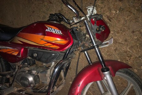 फतेहाबाद: ट्रैक्टर ट्राली की चपेट में आने से 3 सगे भाइयों की दर्दनाक मौत फतेहाबाद: ट्रैक्टर ट्राली की चपेट में आने से 3 सगे भाइयों की दर्दनाक मौत