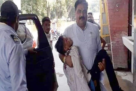 BJP विधायक ने दिखाई दरियादिली, सड़क हादसे में घायल हुए बच्चों को अपनी कार में पहुंचाया अस्पताल BJP विधायक ने दिखाई दरियादिली, सड़क हादसे में घायल हुए बच्चों को अपनी कार में पहुंचाया अस्पताल