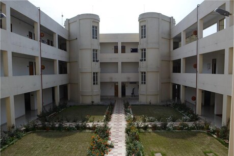 बीबीएयू गर्ल्स हॉस्टल का वीडियो वायरल