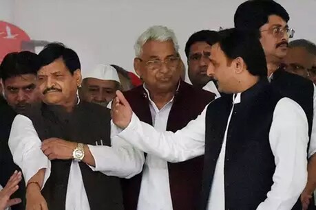 शिवपाल यादव ने एक बार फिर अखिलेश की तरफ बढ़ाया दोस्ती का हाथ. (फाइल फोटो)