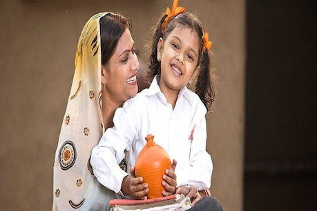 बेटी का भविष्य सुरक्षित करना चाहते हैं तो जान लें 5 बातें, शादी के वक्त नहीं होगी कोई चिंता बेटी का भविष्य सुरक्षित करना चाहते हैं तो जान लें 5 बातें, शादी के वक्त नहीं होगी कोई चिंता
