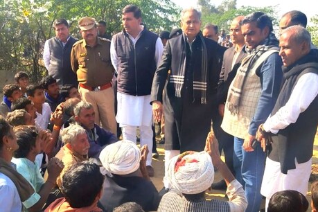 सीएम गहलोत किसानों से रूबरू हुए हैं. (फोटो- ललित सिंह)