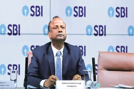 जल्द ही अधिकतर बैंकों को मिलेगी राहत, SBI चेयरमैन ने FICCI सम्मेलन में कही ये बात जल्द ही अधिकतर बैंकों को मिलेगी राहत, SBI चेयरमैन ने FICCI सम्मेलन में कही ये बात