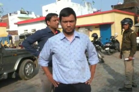 बरेली में पकड़ा गया संदिग्ध नेपाली युवक, पाकिस्तान के लिए जासूसी करने का शक बरेली में पकड़ा गया संदिग्ध नेपाली युवक, पाकिस्तान के लिए जासूसी करने का शक