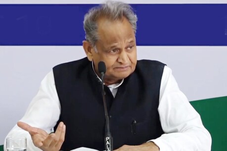 गहलोत सरकार की पहली वर्षगांठ पर आज जयपुर को 'जनता क्लिनिक' की सौगात गहलोत सरकार की पहली वर्षगांठ पर आज जयपुर को 'जनता क्लिनिक' की सौगात