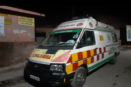पीड़िता को गंभीर हालत में अलीगढ़ मेडिकल कॉलेज रेफर किया गया
