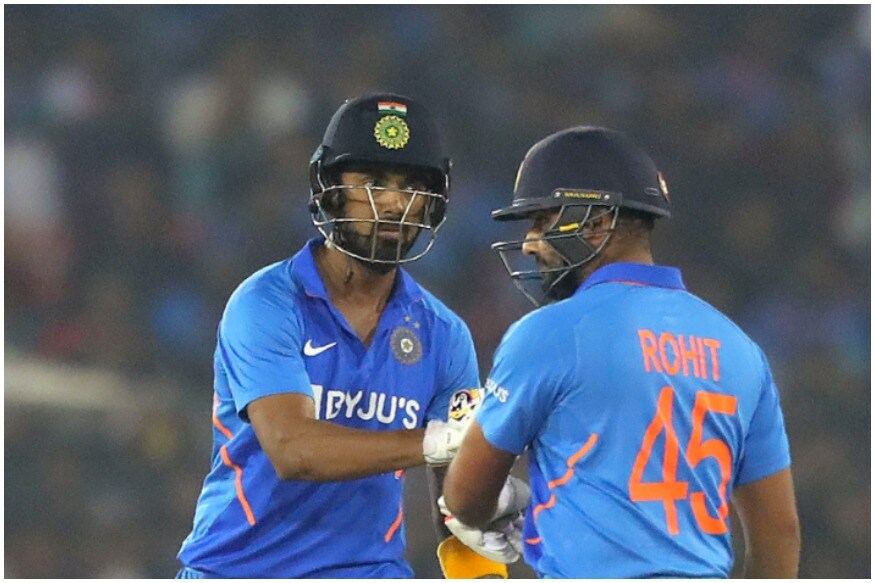 लाइव क्रिकेट स्कोर (Live Cricket Score), India vs west indies Live Match, 3rd ODI Match at Barabati International Stadium, Cuttack: सीरीज में दोनों टीमें एक-एक मैच जीतकर बराबरी पर हैं