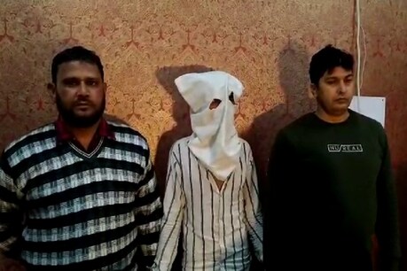 नूंह: तीसरी कक्षा की छात्रा से रेप के बाद हत्या, आरोपी गिरफ्तार नूंह: तीसरी कक्षा की छात्रा से रेप के बाद हत्या, आरोपी गिरफ्तार