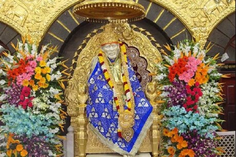 साईं बाबा की जन्मस्थली पाथरी या शिरडी, विवाद ने राजनीतिक रूप लिया साईं बाबा की जन्मस्थली पाथरी या शिरडी, विवाद ने राजनीतिक रूप लिया
