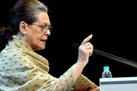 दिल्ली चुनाव: सोनिया गांधी के निर्देश पर भी चुनाव नहीं लड़ना चाहते ये दिग्गज! दिल्ली चुनाव: सोनिया गांधी के निर्देश पर भी चुनाव नहीं लड़ना चाहते ये दिग्गज!