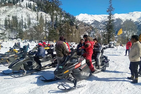 लद्दाख के द्रास में पारा शून्य से 27 डिग्री नीचे पहुंचा, दिल्ली समेत उत्तर भारत में बढ़ी ठिठुरन लद्दाख के द्रास में पारा शून्य से 27 डिग्री नीचे पहुंचा, दिल्ली समेत उत्तर भारत में बढ़ी ठिठुरन