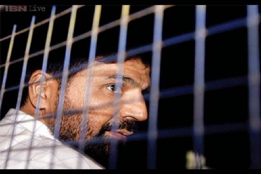 what is the condition of capital punishment convicted criminal while hanging