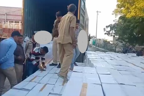 बाड़मेर: पंचायत चुनाव में बांटने के लिए लाई गई 60 लाख रुपए की शराब जब्त बाड़मेर: पंचायत चुनाव में बांटने के लिए लाई गई 60 लाख रुपए की शराब जब्त