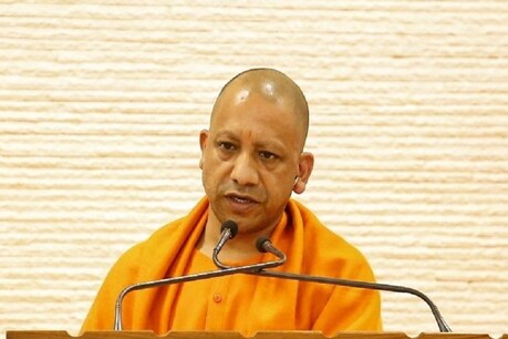 सीएम योगी ने दिए निलंबित पूर्व डीएम देवेंद्र पांडेय के खिलाफ EOW जांच के आदेश सीएम योगी ने दिए निलंबित पूर्व डीएम देवेंद्र पांडेय के खिलाफ EOW जांच के आदेश