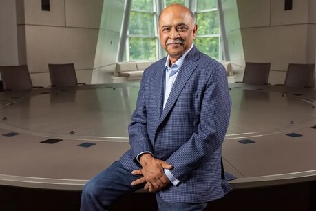 9 लाख करोड़ की अमेरिकी कंपनी IBM के बॉस बने ये भारतीय, 6 अप्रैल से CEO का पद संभालेंगे अरविंद कृष्णा 9 लाख करोड़ की अमेरिकी कंपनी IBM के बॉस बने ये भारतीय, 6 अप्रैल से CEO का पद संभालेंगे अरविंद कृष्णा