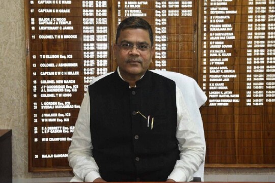 केंद्र सरकार ने मंडला कलेक्टर की  रिपोर्ट मांगी