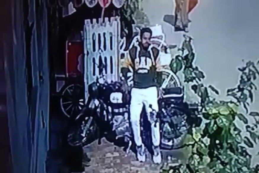 hapur police,cctv, bike