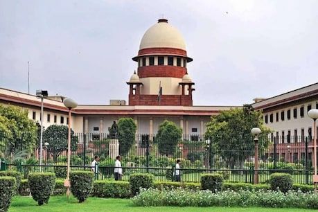 CAA LIVE UPDATES: नागरिकता कानून पर असम-त्रिपुरा की अलग कैटेगरी, SC ने 2 हफ्ते में मांगा जवाब CAA LIVE UPDATES: नागरिकता कानून पर असम-त्रिपुरा की अलग कैटेगरी, SC ने 2 हफ्ते में मांगा जवाब