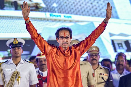 क्या महाराष्ट्र में गठबंधन सरकार में आ गई है दरार? सीएम उद्धव ठाकरे ने दिया ये जवाब क्या महाराष्ट्र में गठबंधन सरकार में आ गई है दरार? सीएम उद्धव ठाकरे ने दिया ये जवाब