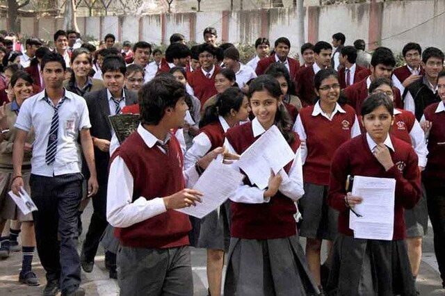 बोर्ड परीक्षा में टॉप करने की है ख्वाहिश तो ये 7 बातें आपके लिए हैं बेहद जरूरी