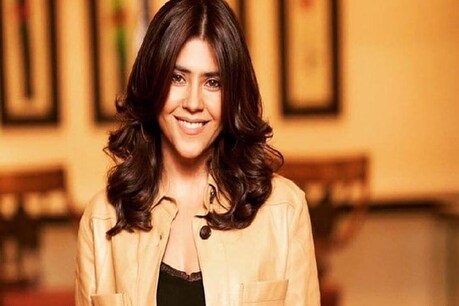 कोरोना वायरस पर एकता कपूर ने दी काम की सलाह- किसी को बिना छुए भी छूने के कई तरीके हैं कोरोना वायरस पर एकता कपूर ने दी काम की सलाह- किसी को बिना छुए भी छूने के कई तरीके हैं