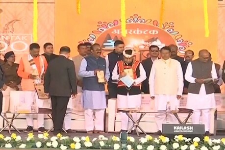 नर्मदा महोत्सव शुरू : CM कमलनाथ बोले-हमारी संस्कृति दिल जोड़ने की है, इसे सब स्वीकार करें नर्मदा महोत्सव शुरू : CM कमलनाथ बोले-हमारी संस्कृति दिल जोड़ने की है, इसे सब स्वीकार करें