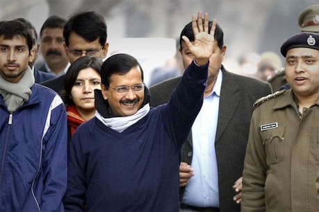 'UP में बिजली नहीं, आता है बिल, दिल्ली में 24 घंटे बिजली और...' 'UP में बिजली नहीं, आता है बिल, दिल्ली में 24 घंटे बिजली और...'
