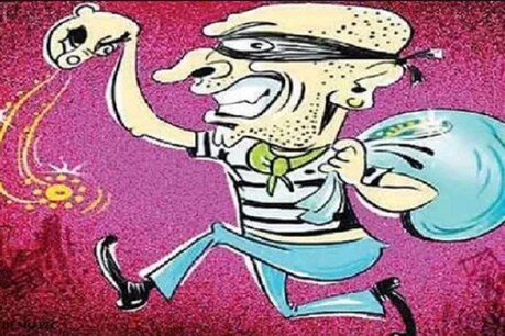 नरसिंहपुर: आंखों में मिर्च डालकर ज्वैलर को लूटने की कोशिश, आरोपी गिरफ्तार नरसिंहपुर: आंखों में मिर्च डालकर ज्वैलर को लूटने की कोशिश, आरोपी गिरफ्तार