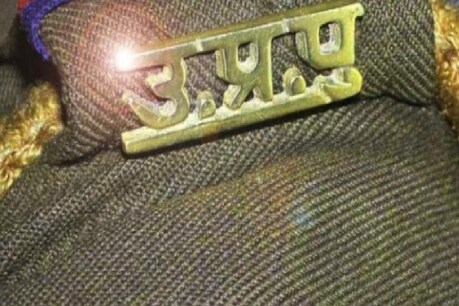 क्या बदमाशों ने लूट की एक अन्य वारदात में किया था गौरव चंदेल की गाड़ी का इस्तेमाल? क्या बदमाशों ने लूट की एक अन्य वारदात में किया था गौरव चंदेल की गाड़ी का इस्तेमाल?