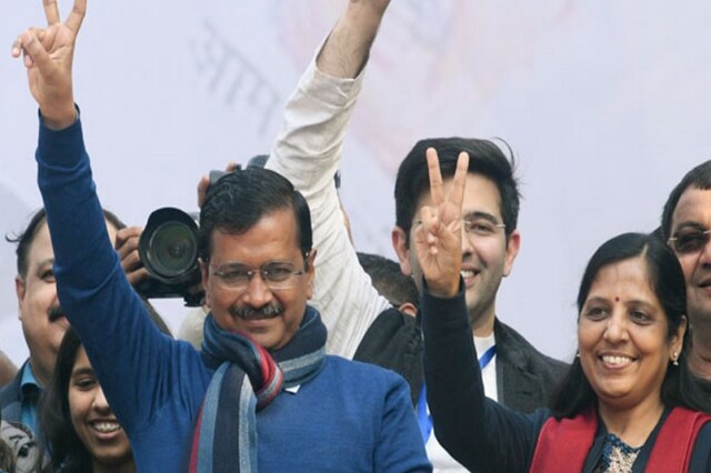 Exclusive: अरविंद केजरीवाल बोले- सभी मंत्री एक साथ लेंगे शपथ Exclusive: अरविंद केजरीवाल बोले- सभी मंत्री एक साथ लेंगे शपथ